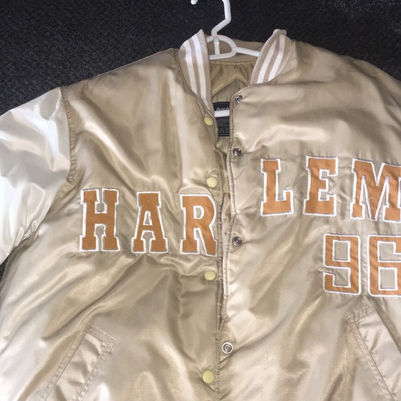 A puff coat - Picture 1 of 4